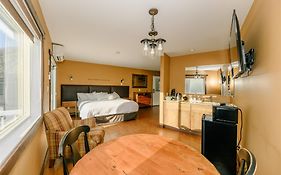 Similkameen Valley Resort